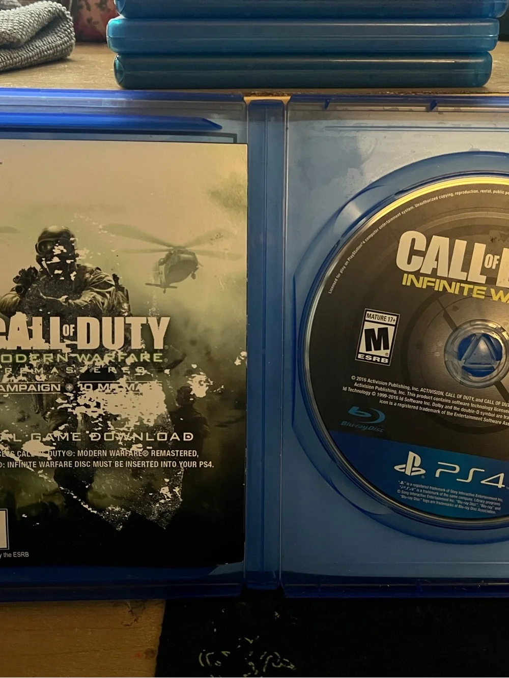 Sony PS4 Call of Duty: Infinite Warfare - Legacy Edition (Blue)
